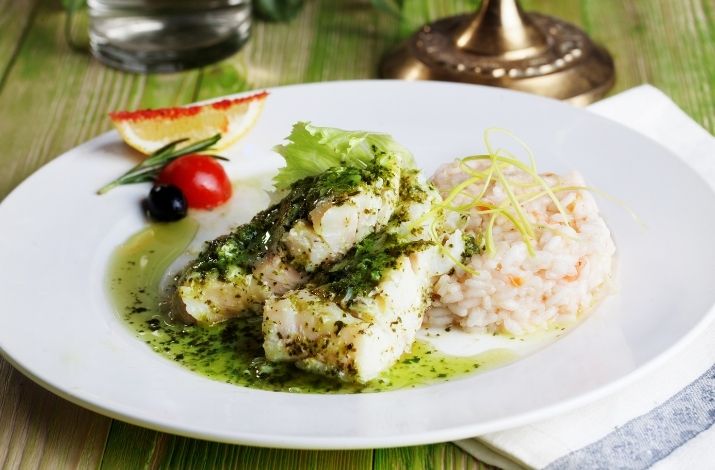 Fish with pesto Sauce and Cauli Rice